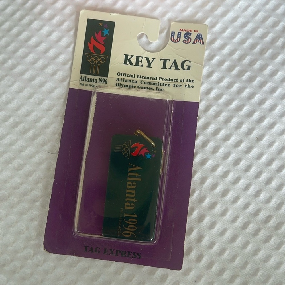 NEW Authentic Olympic Games 1996 Atlanta KEY TAG chain Official Licensed Product
